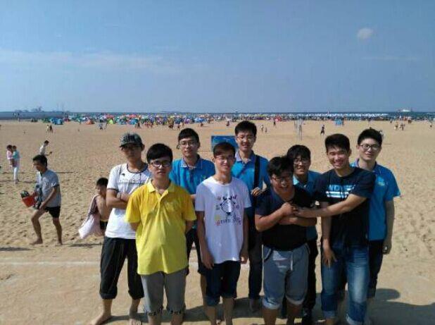 山东ug环球组织新项目大学生参观滨海金沙滩