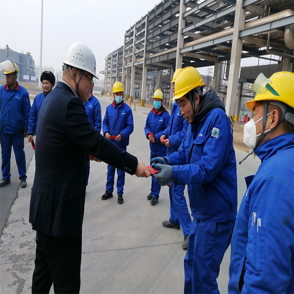 同心ug环球 共赢幸福年——集团开展“在ug环球 过幸福年”员工关怀活动