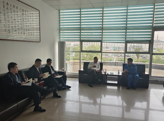 开发区管委会副主任张振城一行到山东ug环球调研指导